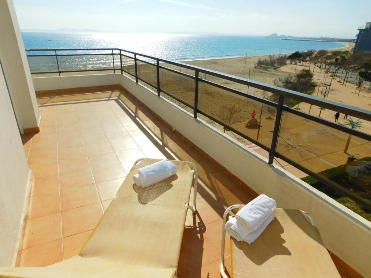 Gmid Immo Apartamento Oasis Atico Roses Exterior photo